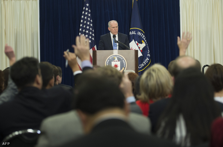 John Brennan sajtótájékoztatót tart a CIA központjában