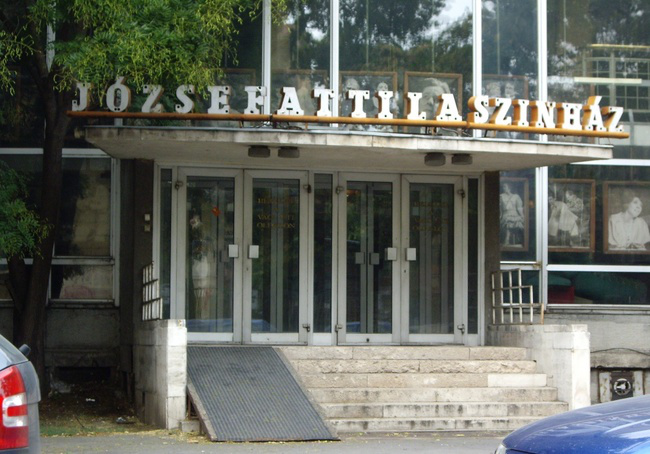 József Attila Színház