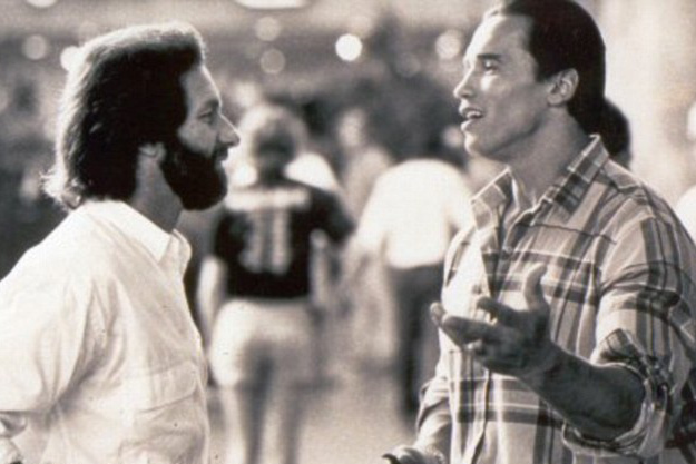 Gary Devore és Arnold Schwarzenegger 1986-ban.