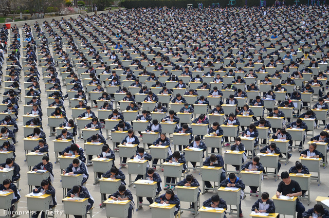 Képünk illusztráció, egyébként kínában készült egy tömeges iskolai felmérőn.