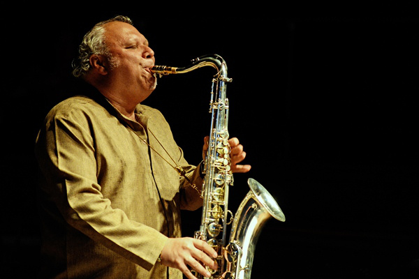 Tony Lakatos