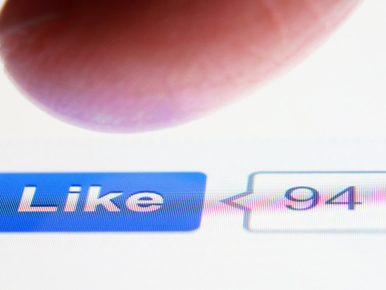 Mit szólna ha kiraknák a lakásából, mert nem lájkolt rendesen a Facebookon?