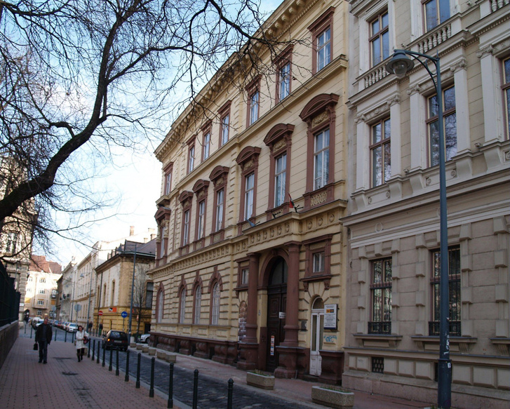 budapest-viii-kerulet-karolyi-istvan-palotaja- 5