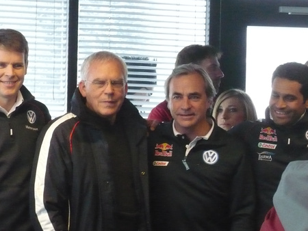 Carlos Sainz (jobbról a második)