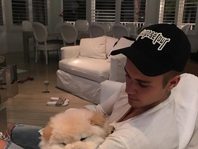 Justin Bieber mindenkit hülyének néz, de ő a hülye