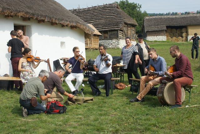 Kárpát-medencei Táncházzenészek Találkozója