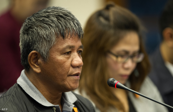 Edgar Matobato volt katona a szenátusi meghallgatáson Manilában, 2016. szeptember 5-én.