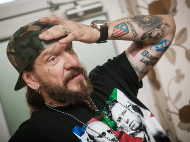 Már csak Ganxsta Zolee hiányzott a CBA-s Icuka reklámból