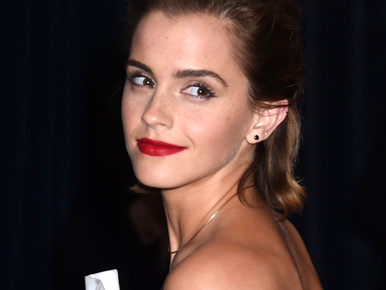 Emma Watson azonnal lépett, miután kiszivárogtak félmeztelen fotói