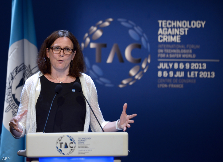 Cecilia Malmström júliusban, az Interpol által szervezett konferencián Lyonban