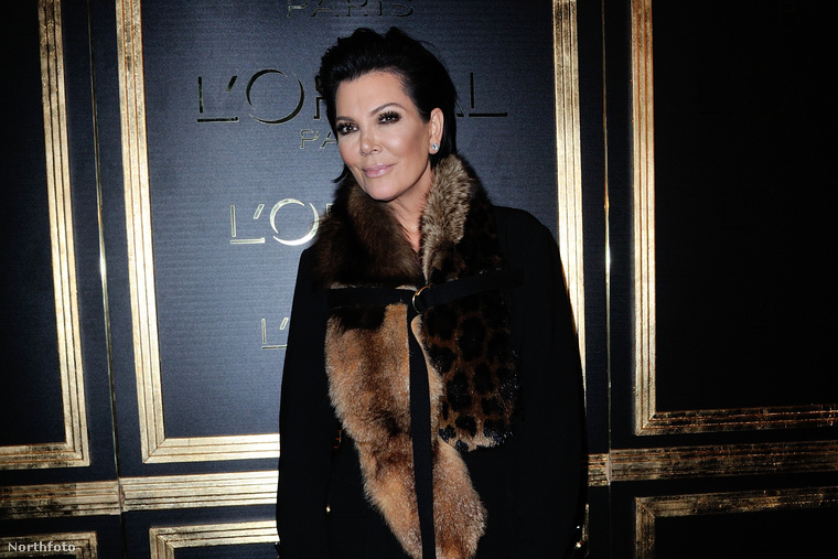 Amúgy Kris Jenner, Kim Kardashian anyja is tiszteletét tette a bulin