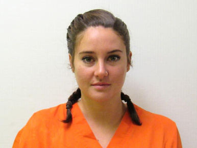 Shailene Woodley élőben közvetítette, hogy letartóztatták