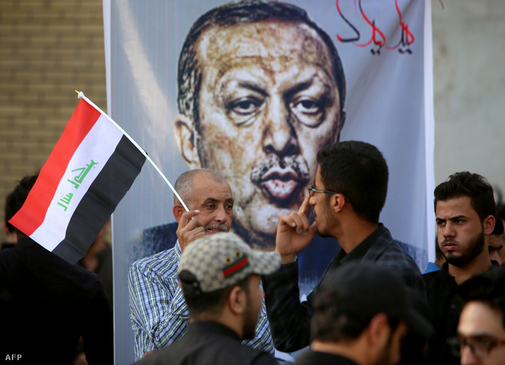 Erdogan portréja egy iraki tüntetésen