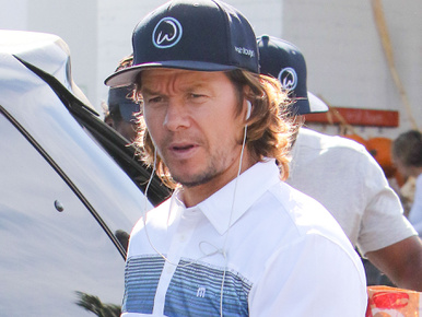 Az ott komolyan Mark Wahlberg haja?