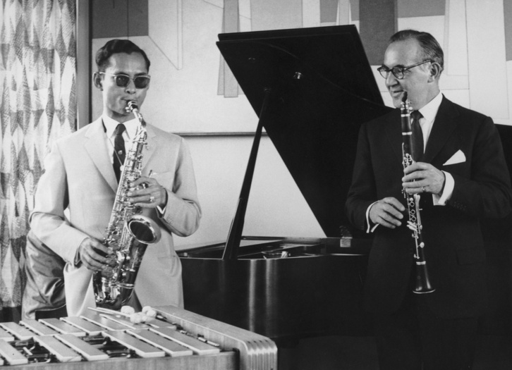 Bhumibol Aduljadezs és Benny Goodman