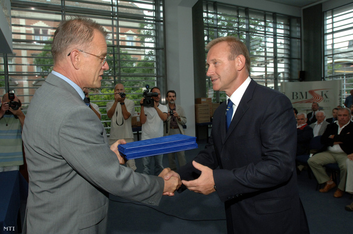 Berkes István és Gyenesei István akkori sportért felelős önkormányzati miniszter 2008-ban.