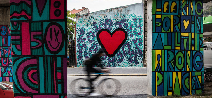 Luke Embden (UK): Pop art Budapest, "Love hy Neighbour" - BAH csomópont, Dob utca