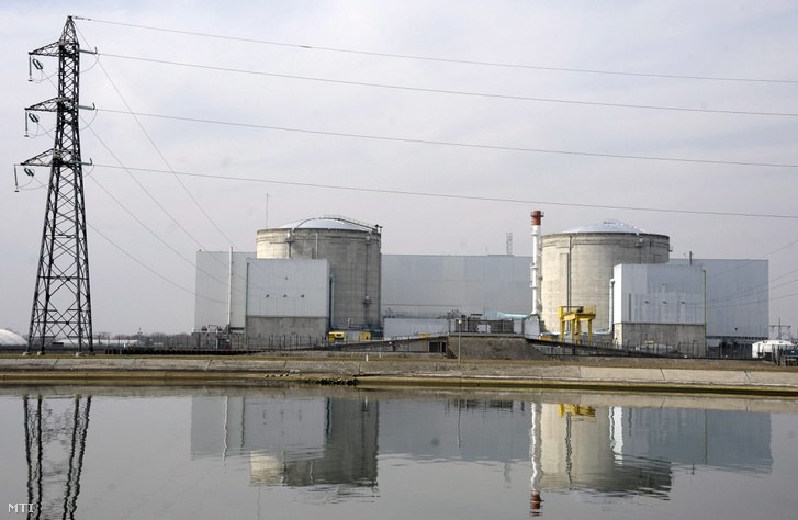 A fessenheim atomerőmű Franciaországban. Franciaország áramtermelésének 80 százalékát 58 nukleáris reaktor adja, és ezek hulladékát 1100 helyen tárolják.