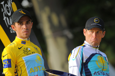 Alberto Contador és  Lance Armstrong a 2009-es Tour de France párizsi befutója után