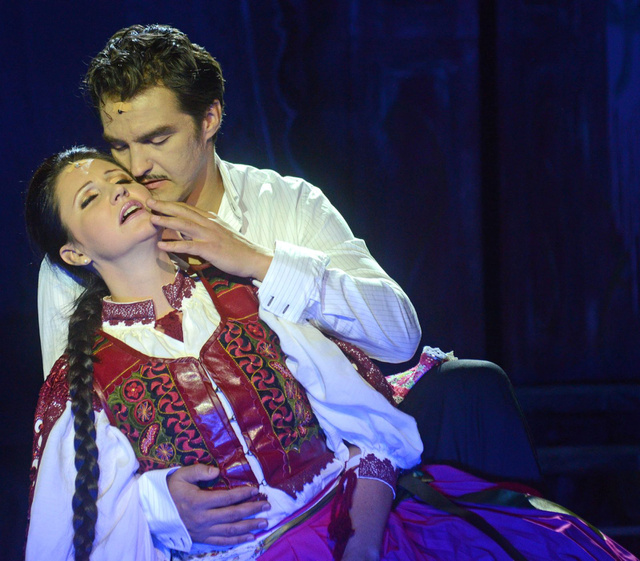 Cigányszerelem - Dolhai Attila, Fischl Mónika - Budapesti Operettszínház