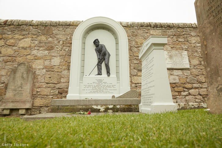 Egy brit golfozó sírhelye