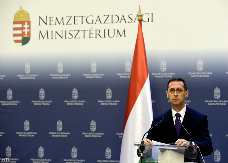 Varga Mihály nemzetgazdasági miniszter