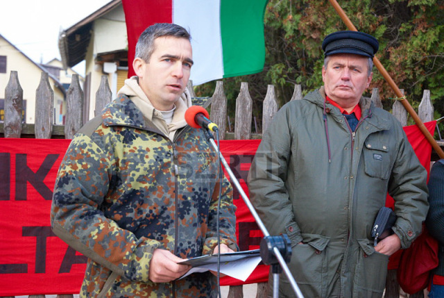 Thürmer Gyula, a Munkáspárt vezetője és Ifj. Győrkös István egy közösen tartott rendezvényen 2012-ben