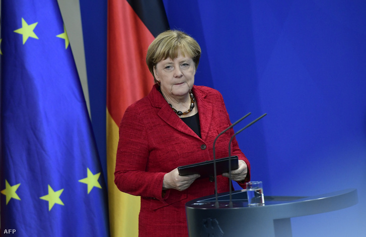 Angela Merkel sajtótájékoztatón regalált az amerikai elnökválasztás eredményére Berlinben