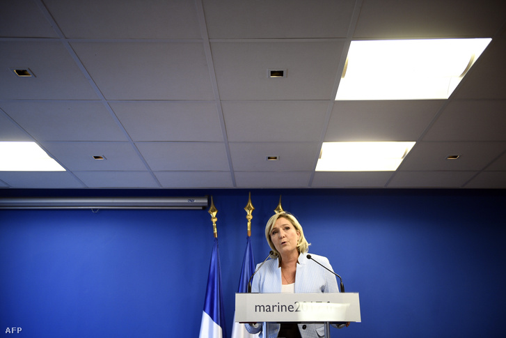 Marine Le Pen tart sajtótájékoztatót az amerikai elnökválasztás eredményére reagálva