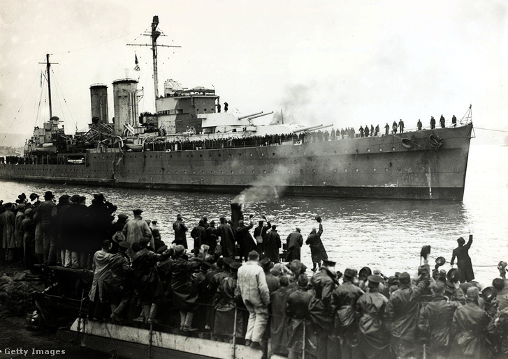 A HMS Exeter 1940-ben