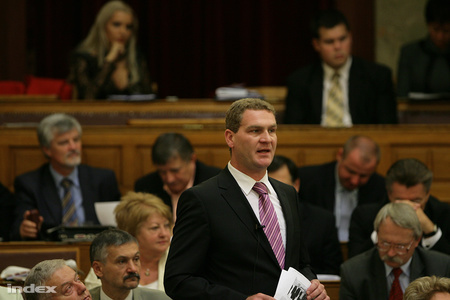 Botka László a parlamentben