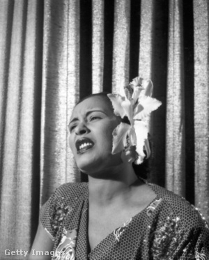 Billie Holiday orchideával a hajában az ötvenes évek elején