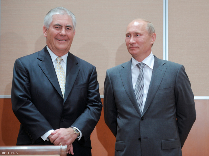 Rex Tillerson és Vlagyimir Putyin 2011-ben