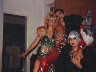 Íme 1984 legizmosabb-legszőrösebb fotói, extra adag Queennel