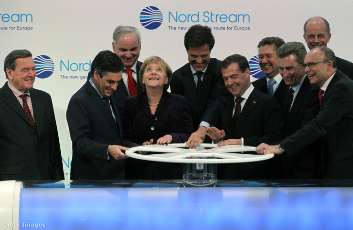 Az Északi Áramlat elindításáról szóló megállapodás 2011-ben