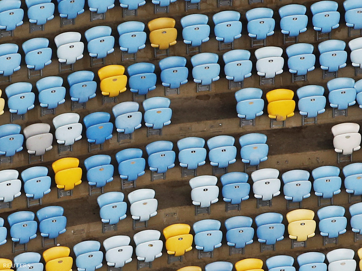 Hiányzó székek a Maracana stadionban