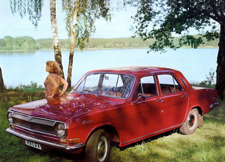 A GAZ-24 Volgát elsősorban hivatali autónak, vagy taxinak használták Kelet-Európában