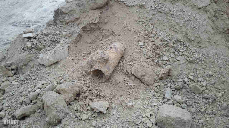 A XII. kerületi Sashegyi úton találták a bombát.