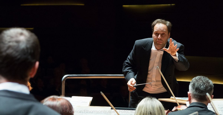 Bogányi Tibor és a Pannon Filharmonikusok