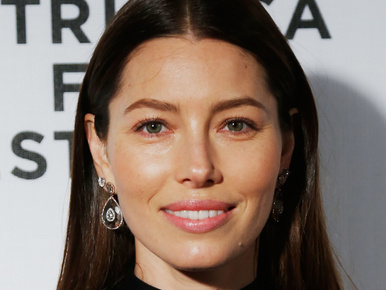 Jessica Biel újra összeállt a Hetedik mennyországos húgaival és baromi jól néznek ki