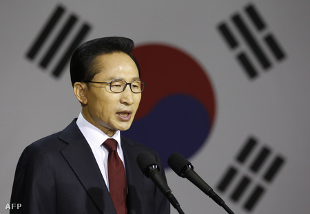 Ri Mjong Bak dél-koreai elnök hétfőn bejelentette a kapcsolatok megszakítását Észak-Koreával