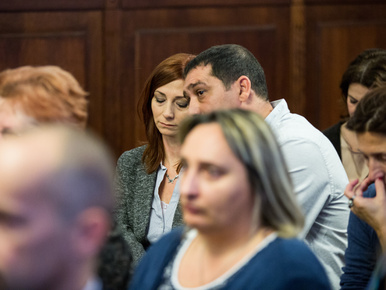 Ha ez nem, akkor semmi nem győzi meg a bíróságot, hogy meghalhatott volna a maró lúggal leöntött nő