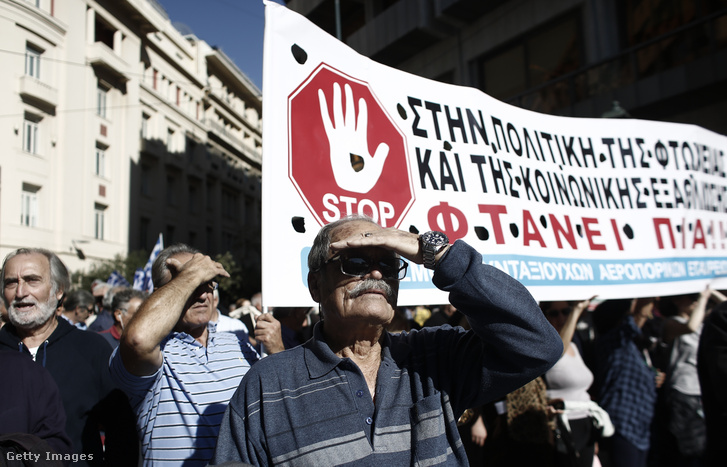 Demonstráló dolgozók Athénban a 2015-ös általános sztrájk idején