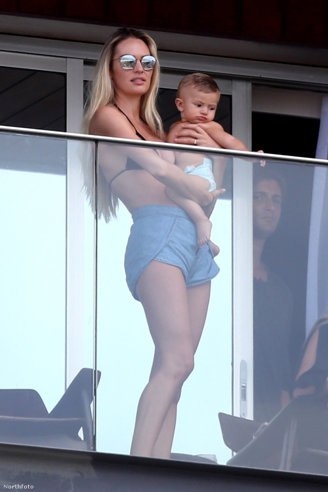 A Victoria's Sectret modellje, Candice Swanepoel öt hónappal ezelőtt szülte meg első gyermekét, de a testén abszolút nem látszik, hogy fél éve még terhes volt.