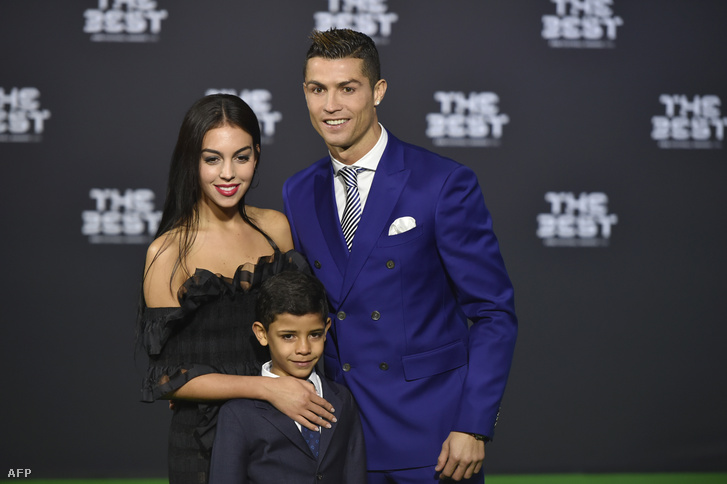 Georgina Rodriguez, Cristiano Ronaldo és ifjabb Cristiano Ronaldo