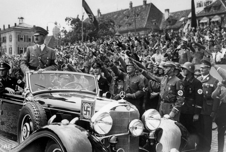 Hitler Benze 1937-ben