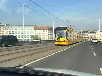 A 6-os villamoson tujázott egy fiú