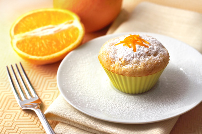 Narancsos muffin túrós töltelékkel: igazi meglepetés annak, aki megkóstolja