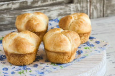 Puha házi briós muffinsütőben sütve 