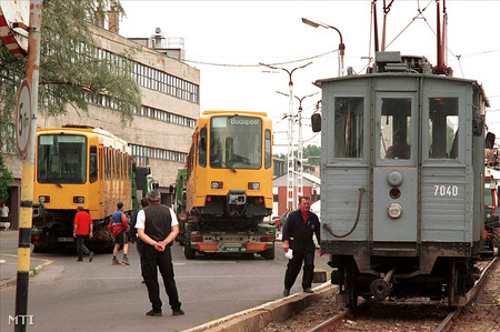 A 2001. júniusban érkezett hannoveri villamos két próbaszerelvénye